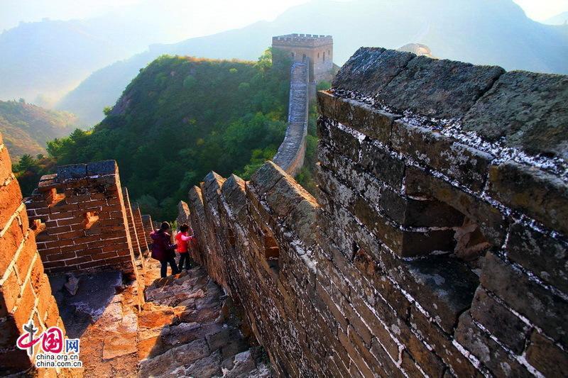 Золотая осень на участке Великой китайской стены Цзиньшаньлин