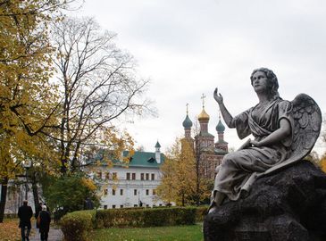 Живописный осенний пейзаж в Москве