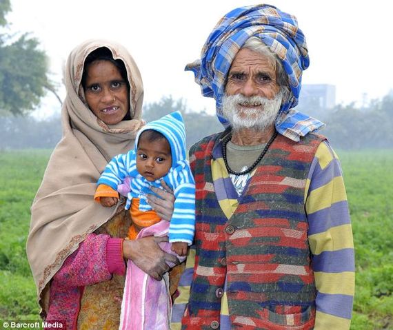 В Индии 96-летний мужчина во второй раз стал отцом2