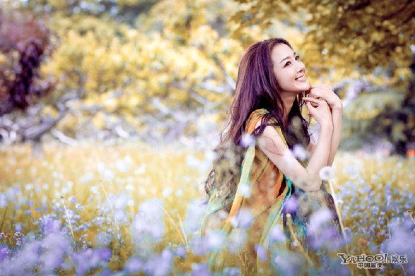 Осенние фотографии красотки Ли Исяо