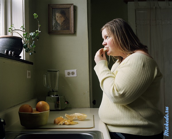 Автопортреты Джен Дэвис – жизнь толстой девушки в объективе фотографа21