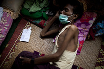 Печальные картины «СПИД-деревни» в Мьянме4