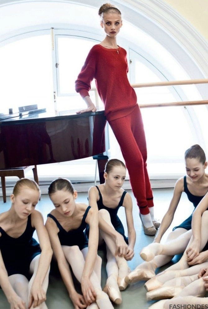 Супермодель России Анна Селезнева попала на модный журнал «Vogue Russia»