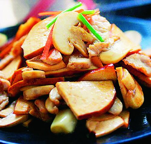 Китайская кухня: Доуфу с грибами и мясом