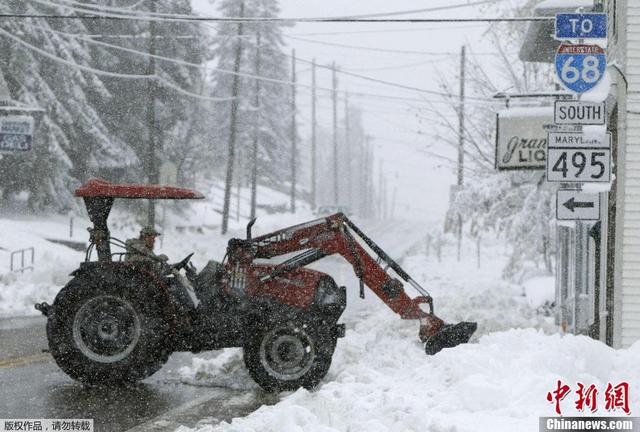 Ураган «Сэнди» принёс в некоторые районы США снег
