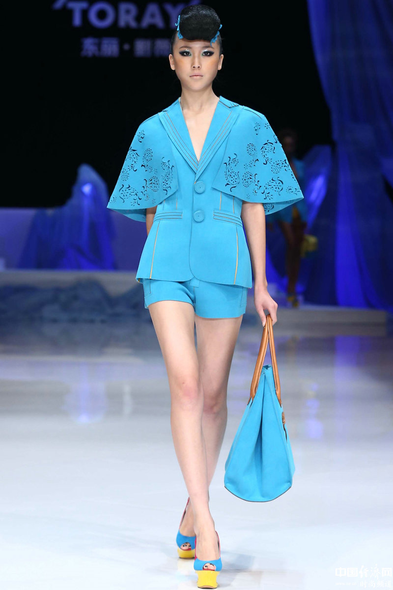 Китайские культурные элементы на Международной неделе моды в Китае2