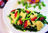 Китайская кухня:Жареный лук-порей с яйцом