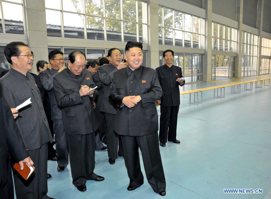 Ким Чен Ын осмотрел строящийся Народный открытый каток