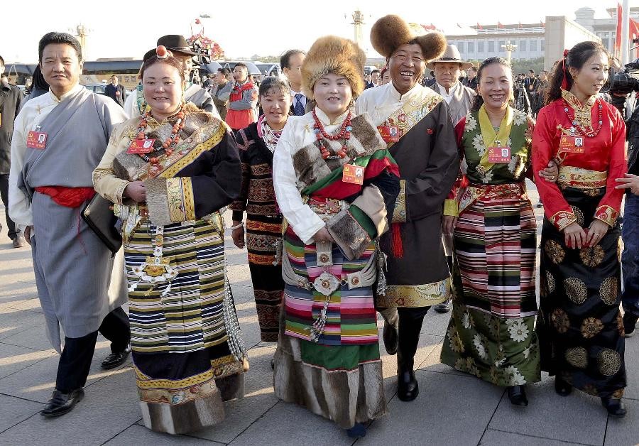 В Пекине открылся 18-й съезд КПК27