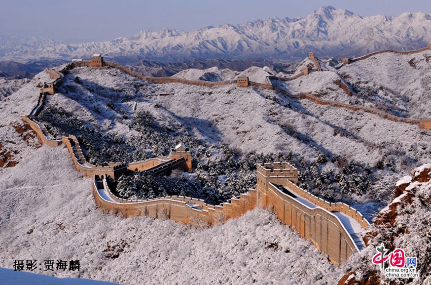 Снежные пейзажи на участке Великой китайской стены «Цзиньшаньлин»2