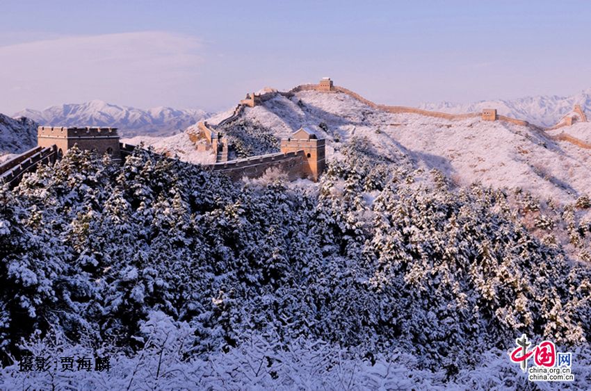 Снежные пейзажи на участке Великой китайской стены «Цзиньшаньлин»3
