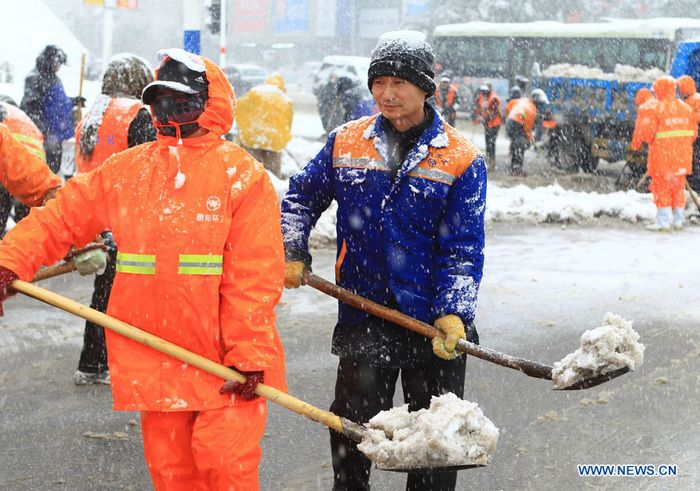 Холодный циклон накрыл многие районы Китая