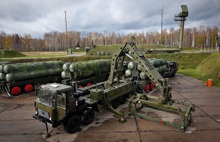 «Триумф» С-400 — российская зенитная ракетная система большой и средней дальности 俄罗斯军队最精锐S-400地空导弹部队曝光