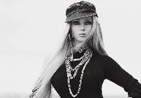 «Живая Барби» Валерия Лукьянова в фотосессии для модного журнала1