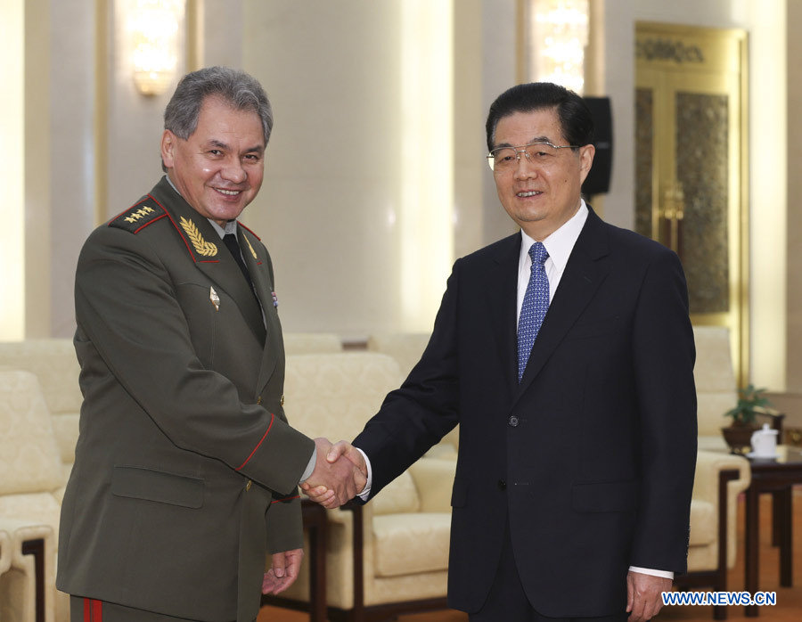Ху Цзиньтао встретился с министром обороны РФ