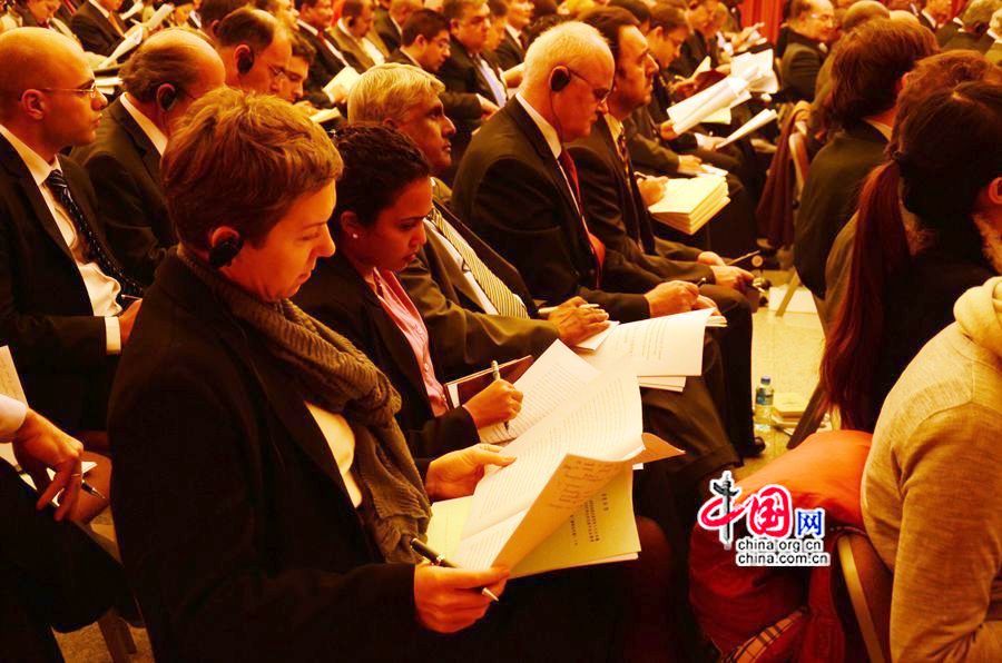 Иностранные послы и дипломаты в Китае хвалят КПК за ее решительность перед вызовами5