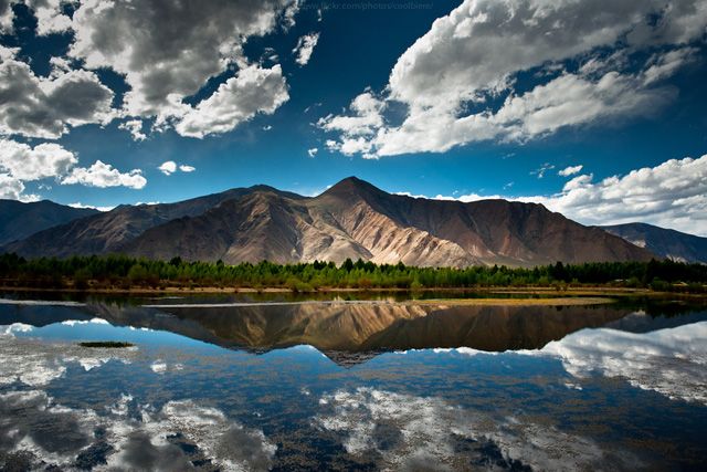 Красивые отражения в воде