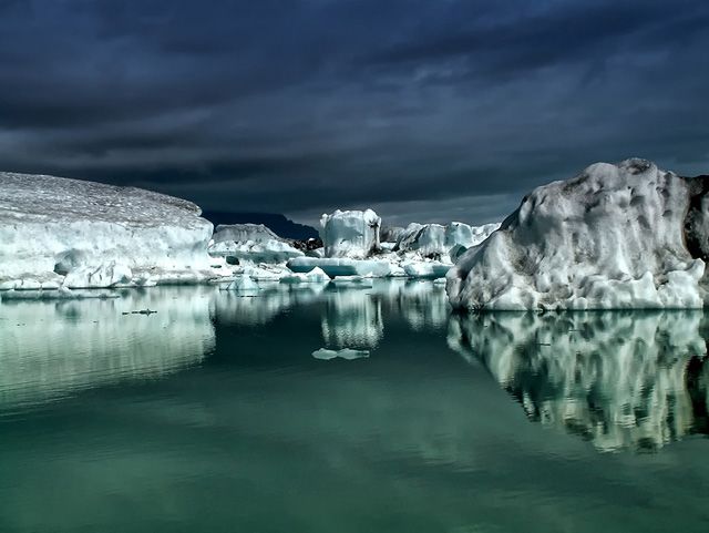 Красивые отражения в воде