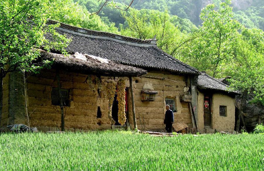 Древние жилые дома в районе Чжунъюань