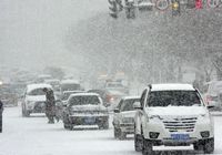 В синьцзянском округе Алтай продолжаются снегопады 