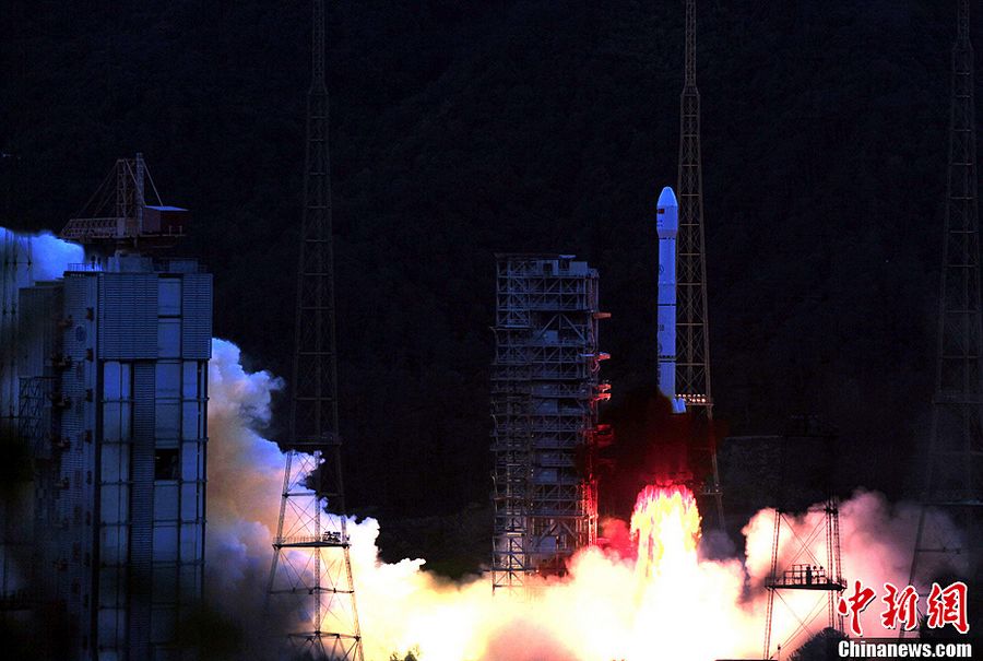С космодрома Сичан произведен успешный запуск спутника связи 'Чжунсин-12'1