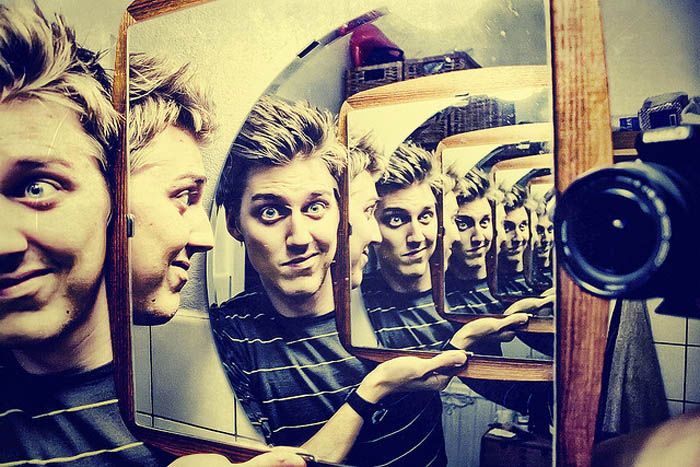 Интересные и творческие автопортреты