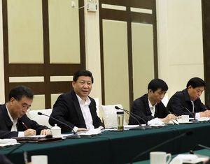 Си Цзиньпин призвал к продвижению устойчивого и здорового развития китайской экономики