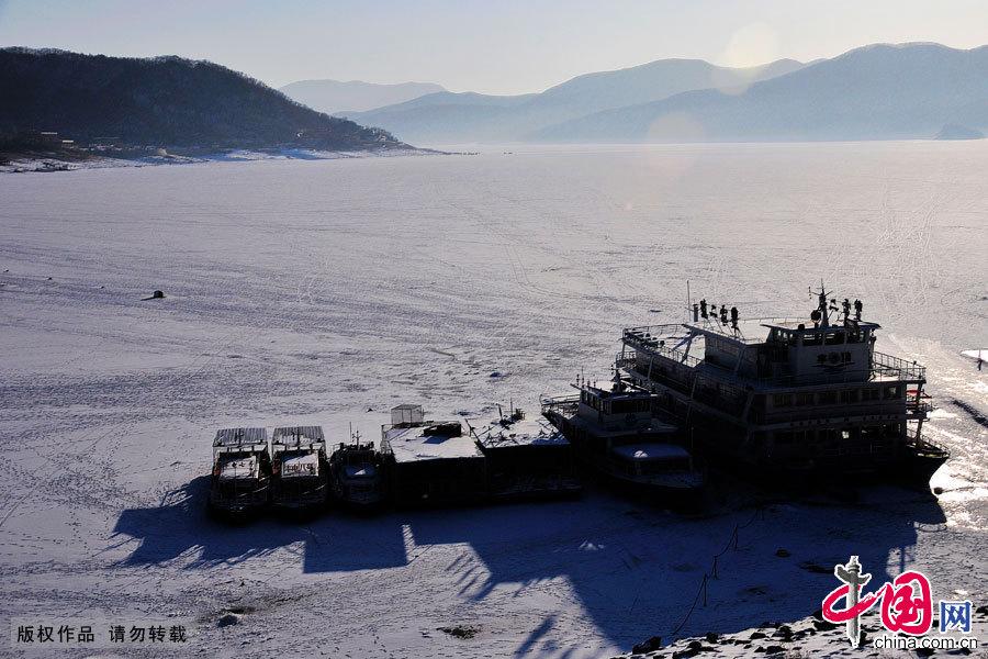 Зимняя красота озера Сунхуа