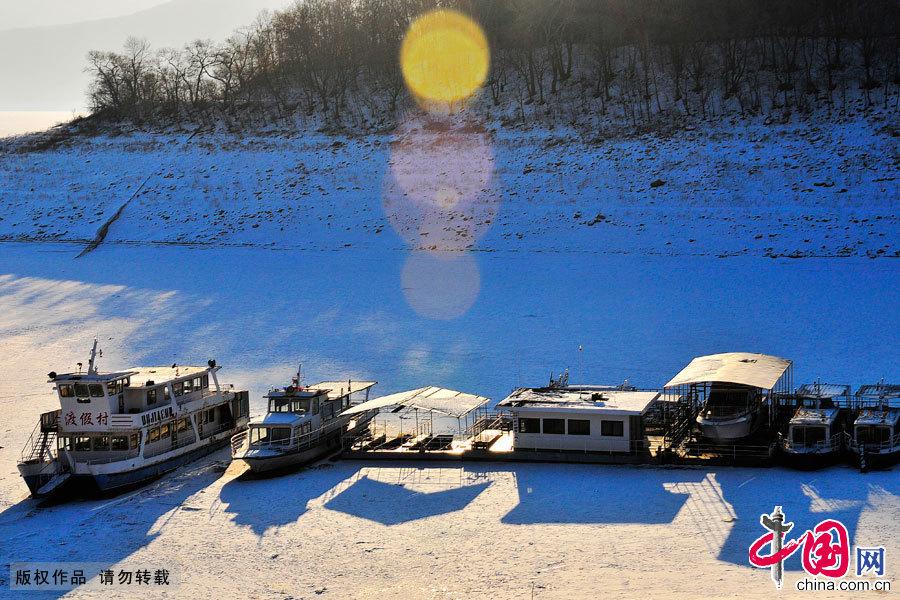 Зимняя красота озера Сунхуа