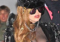 Удивительно! Lady Gaga в прозрачной одежде!1