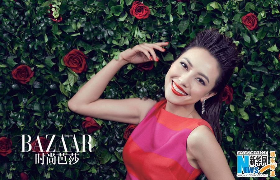 Гао Юаньюань попала в первый номер нового года журнала «Bazzar»