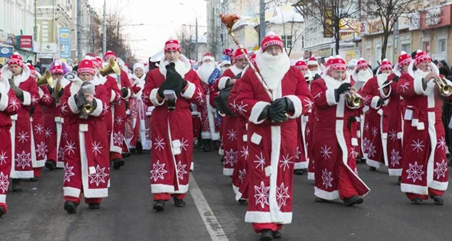 Шествие Дедов Морозов в Рыбинске1