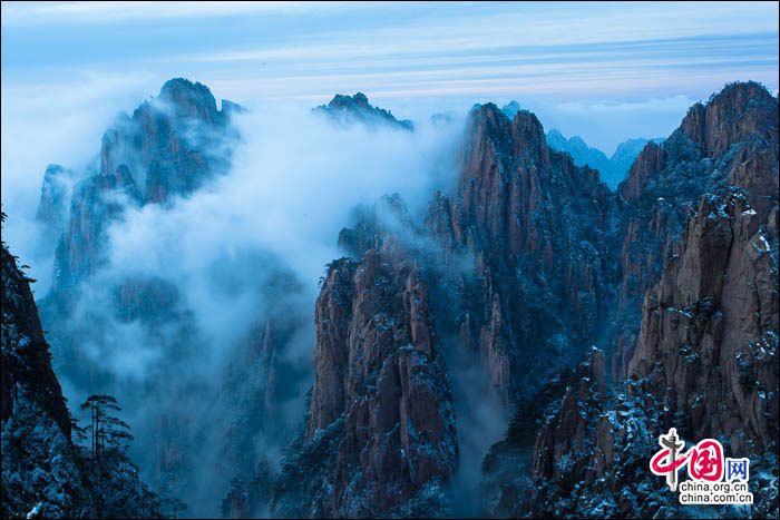 Путешествие по Китаю: Очаровательные пейзажи на горах Хуаншань3