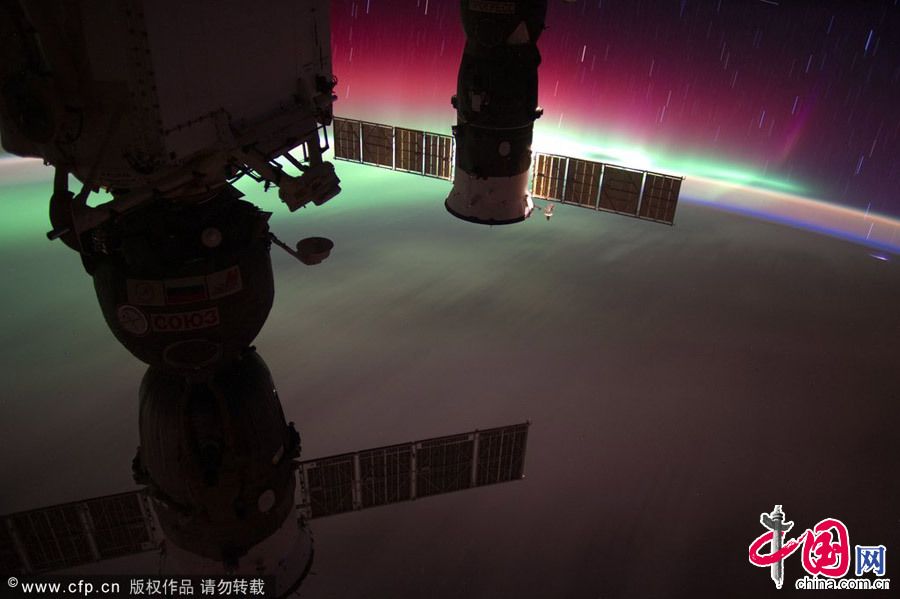 2012: Фотографии с Международной космической станции7
