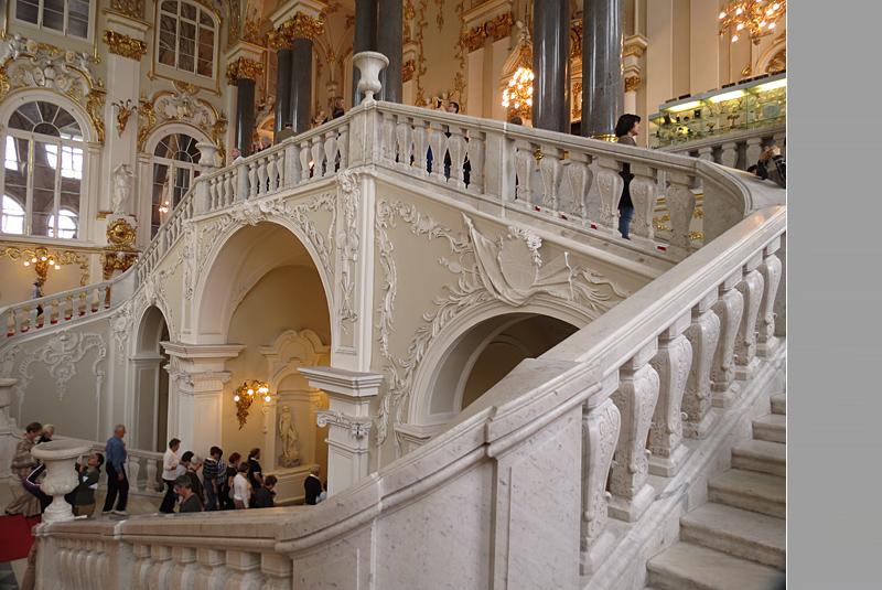 Экскурсия по Зимнему дворцу