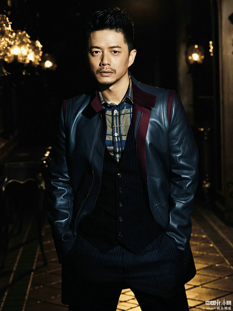 Китайский актер Дуань Ихун на обложке модного журнала6