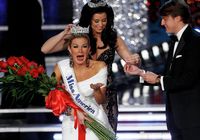 'Мисс Америка-2013': чечетка под Джеймса Брауна и борьба с насилием