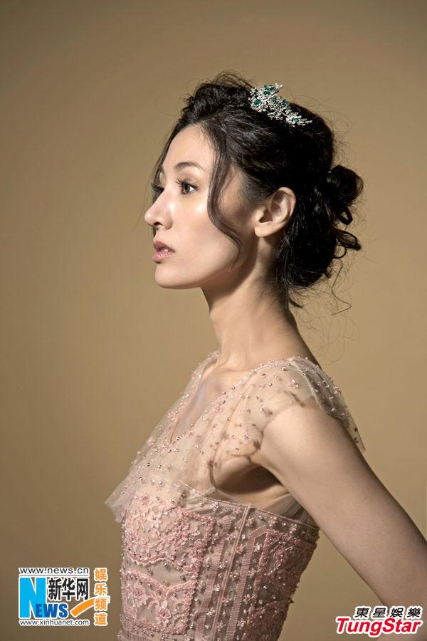 Ли Цзясинь на мероприятии презентации ювелирных изделий коллекции Элизабет Тейлор