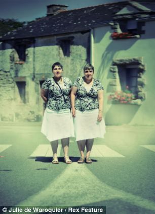 Сказочные близнецы в объективе французского фотографа