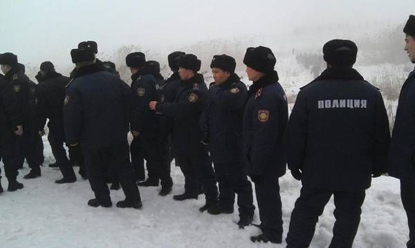 В результате крушения самолета в Казахстане погибли 21 человек