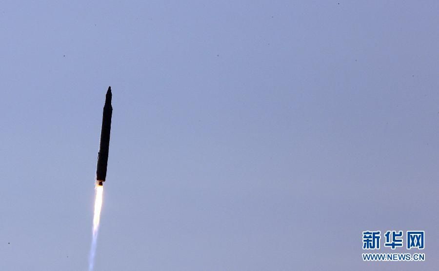 РК успешно запустила ракету 'Наро-1' 3