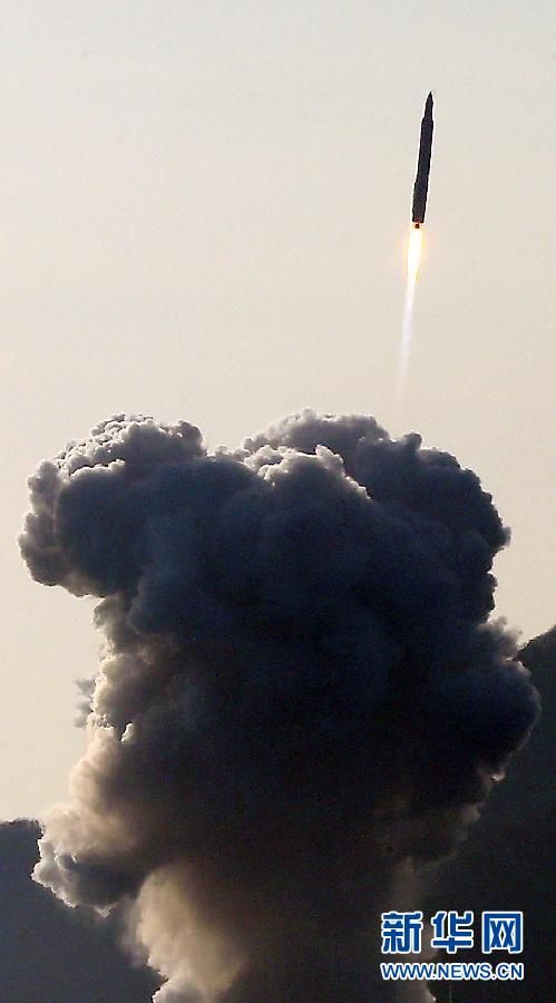 РК успешно запустила ракету 'Наро-1' 4