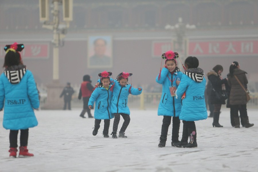 Пекинцы под смогом и дождем4