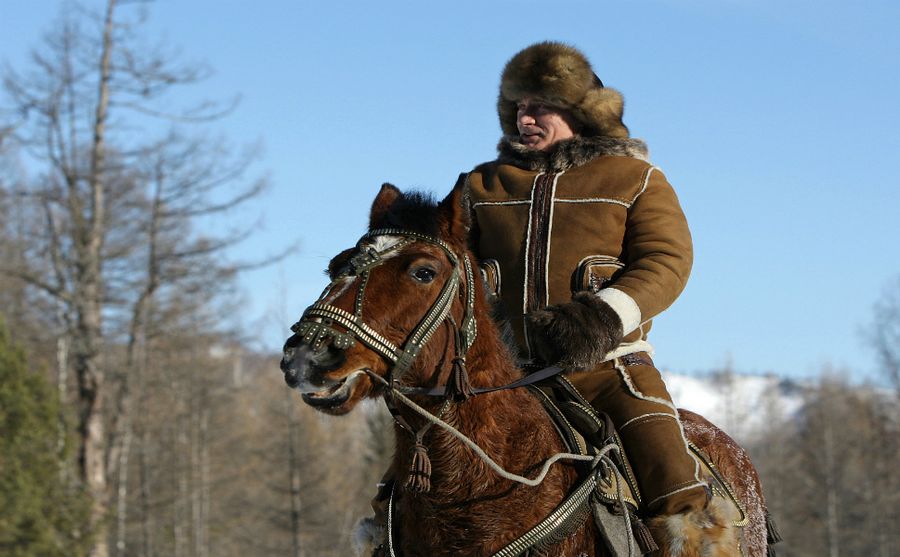 Фотосессия: Владимир Путин, мастер на все руки! 