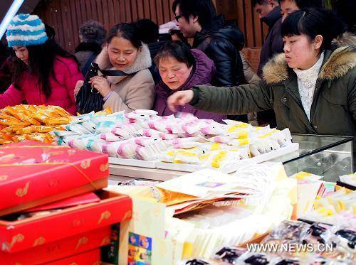 Во время празднования Нового года по лунному календарю в Китае выросли розничные продажи