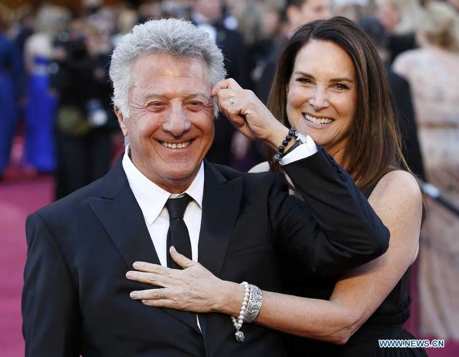 Фоторепортаж:Голливудские звезды вышли на красную дорожку 'Оскара'