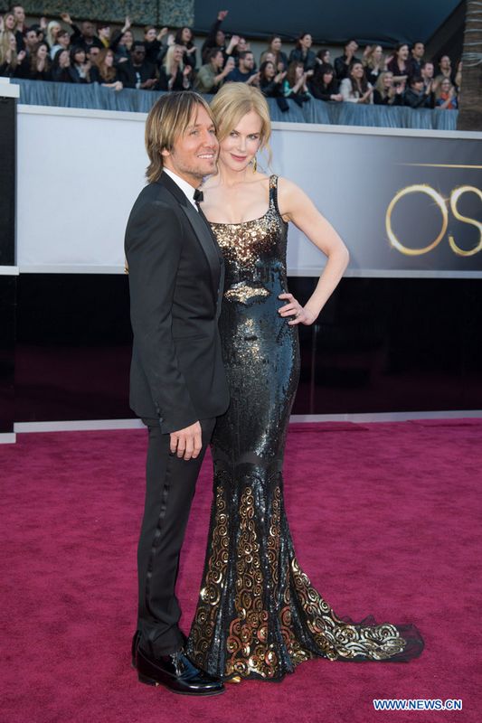 &apos;Оскар-2013&apos;: звездные пары на красной дорожке 