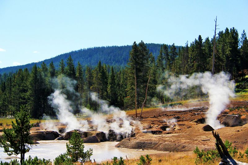 Красивые пейзажи Йеллоустонского национального парка