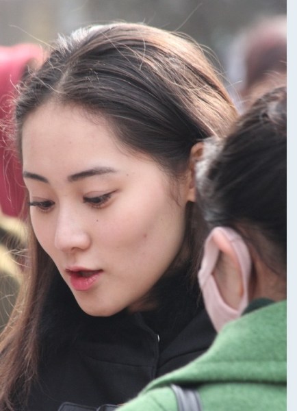 Сотрудницы и экзаменующиеся в Пекинской киноакадемии: кто красивее?