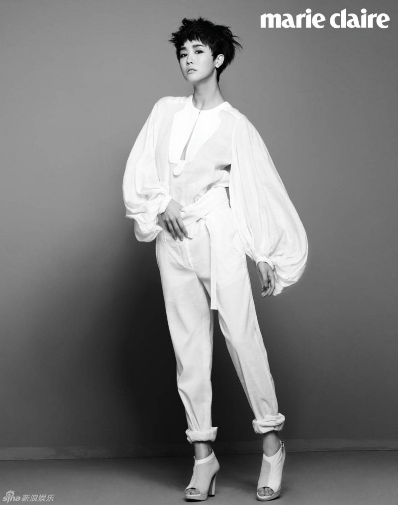 Модные снимки южнокорейской актрисы Lee Da Hye